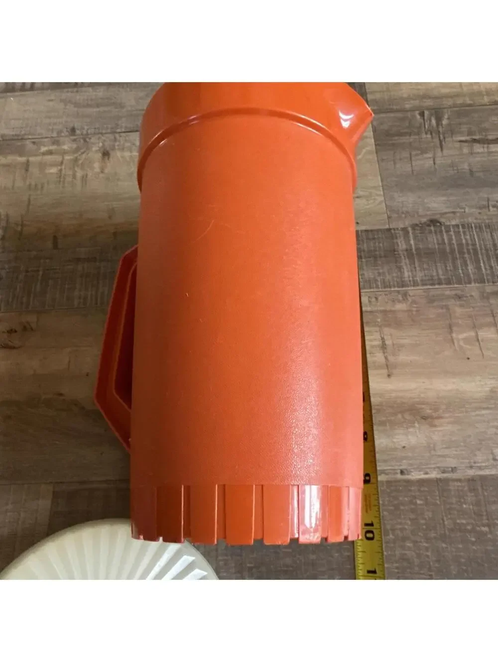 VTG Tupperware #800-10 Harvest Orange 2 Quart Pitcher With Push Button Lid